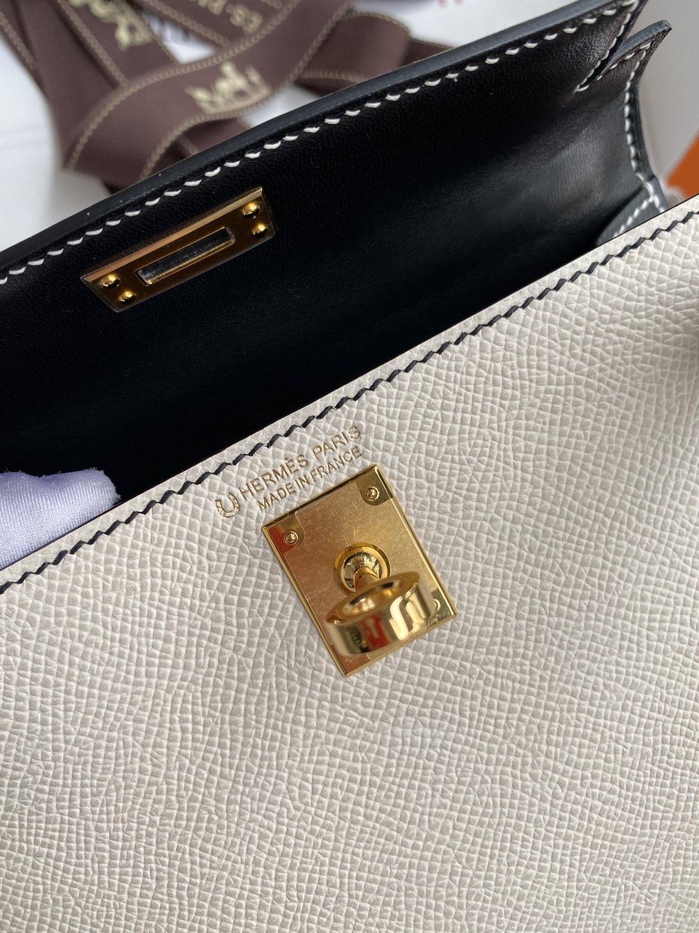 Hermes Kelly Mini II Bag 19CM In White Black Epsom Leather